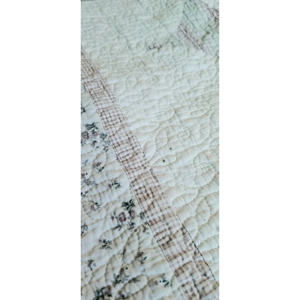 Vintage Quilted Floral Pillow Sham Cream Pink Green Cottagecore  2pc shabby Chic